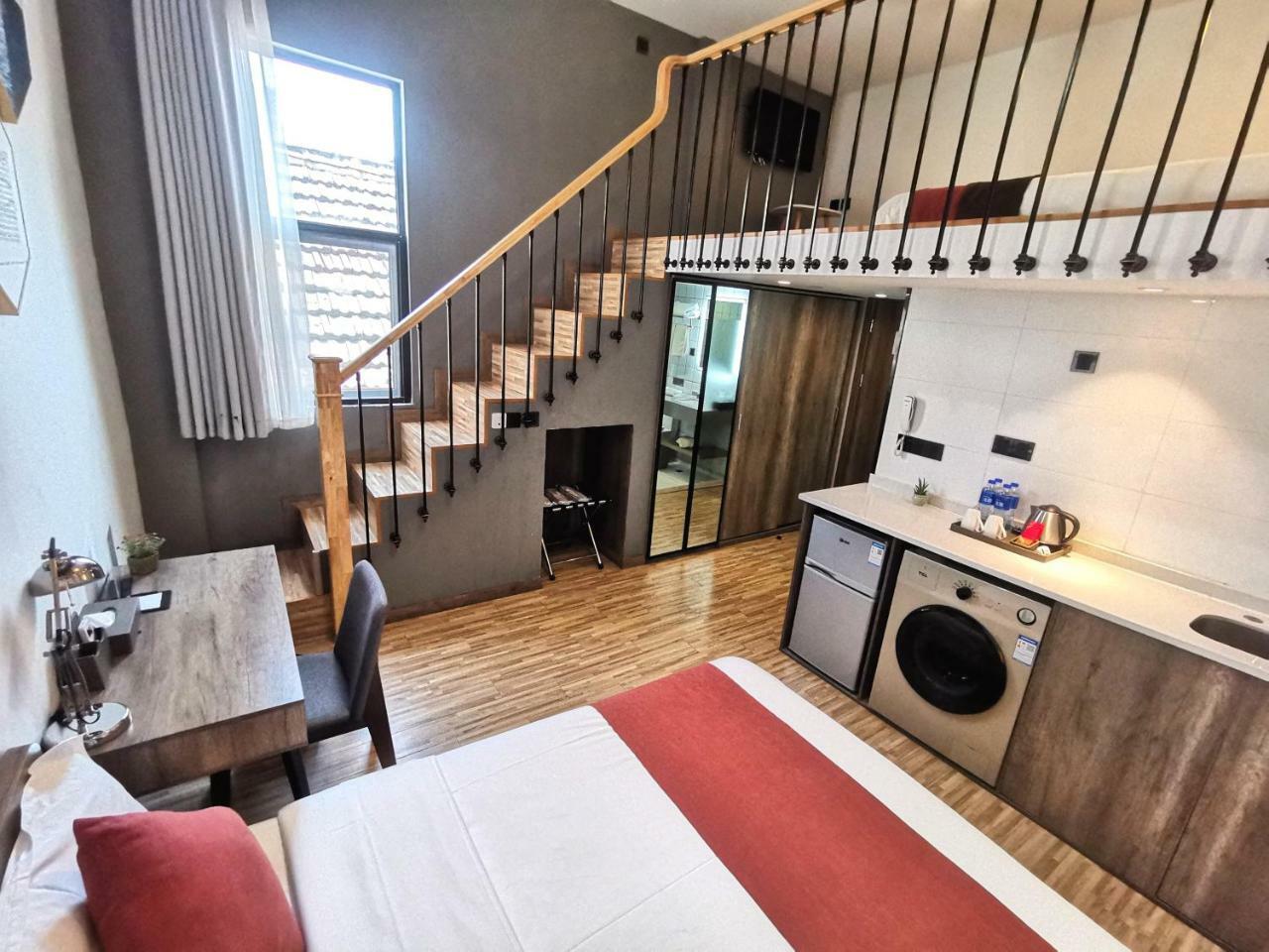 U Hotels Xintiandi Шанхай Экстерьер фото